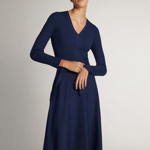 New Massimo Dutti V-Neck Ribbed Belted Dress
